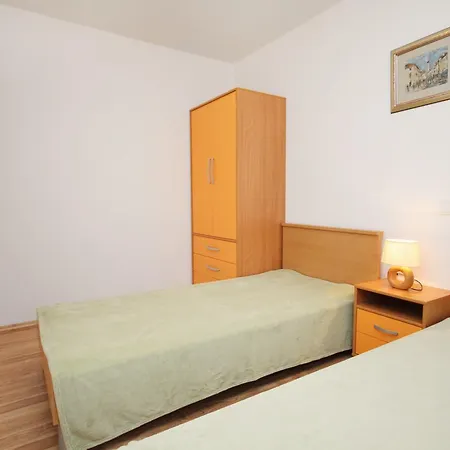 Apartment Duce 5261b
