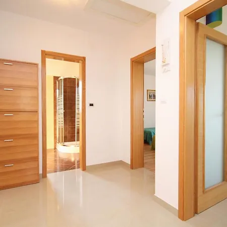 Apartment Duce 5261b