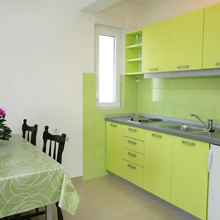 Duce 5261b Apartment